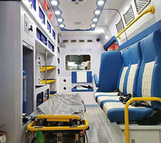 东港市车辆内部展示